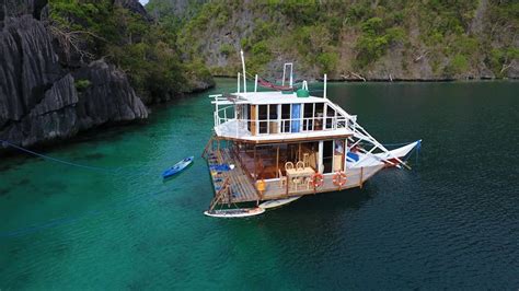 hotels in coron|floating hotel in coron palawan.